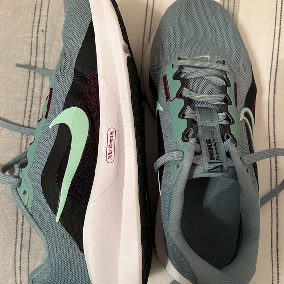 Women's Nike Downshifter 13 Running Sneakers Size 8 - Picture 6 of 7